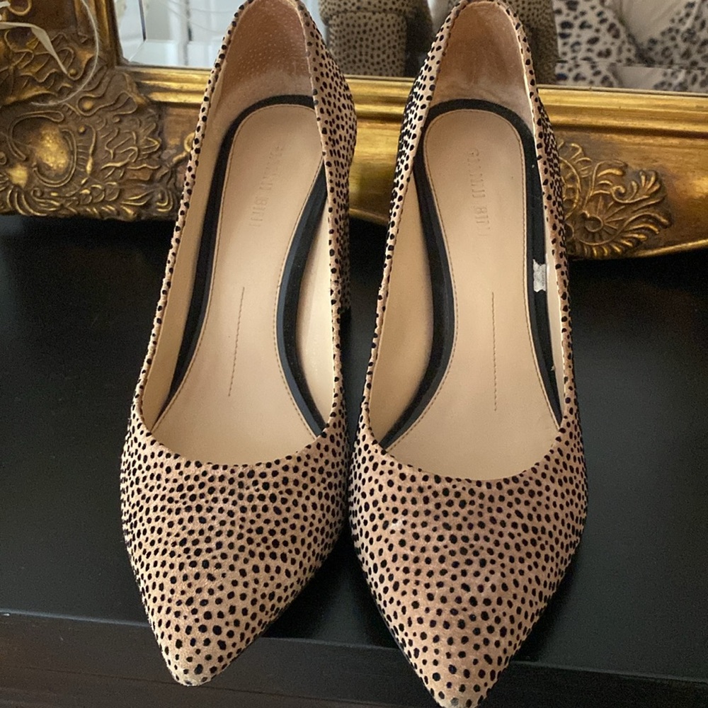 Heels - Picture 2 of 4